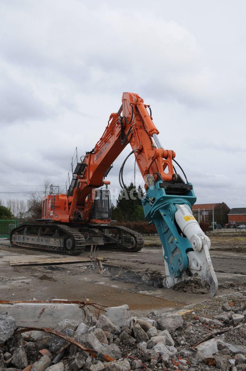 CR80R Betonschere 70 - 90 Tonnen